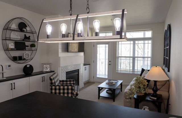 225- 1 dormitorio en suite