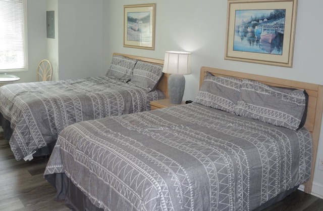 27 hoyos de golf rodean su Studio Golf Villa con servicios del resort (503L)