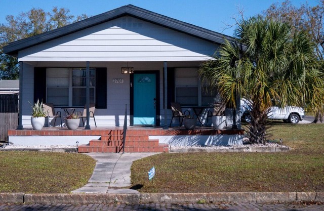 2701 W Cordelia · Downtown Tampa Bungalow