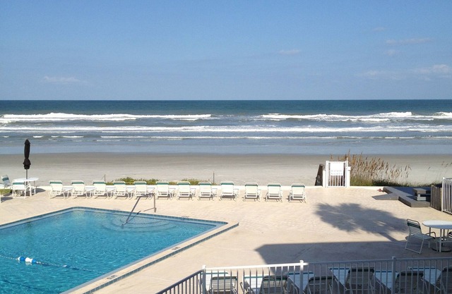 2/2 Direct Oceanfront, Boogie Boards, Umbrella, Beach Towels, ¡LISTO para TI!