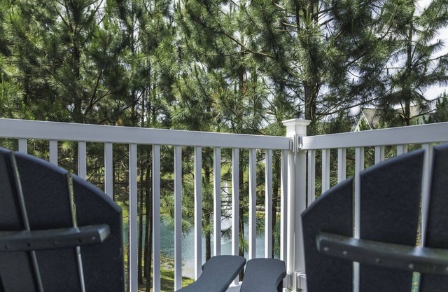2BR Cottage w/ Modern Kitchen, Outdoor Dining & Washer/Dryer Access | 2 Units