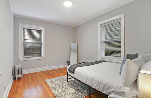 Relaxing 2BR Apartment with Cozy Bedrooms!