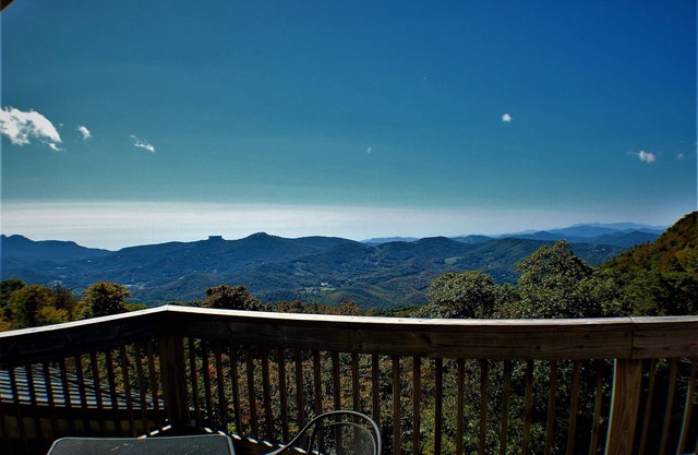 3 chalets de montaña - Capacidad para 6 personas en cada uno. Vistas espectaculares, tenemos AC más no