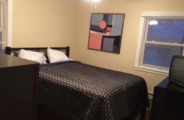 3 bdrm/1.5 bath, garage w/ fenced yard