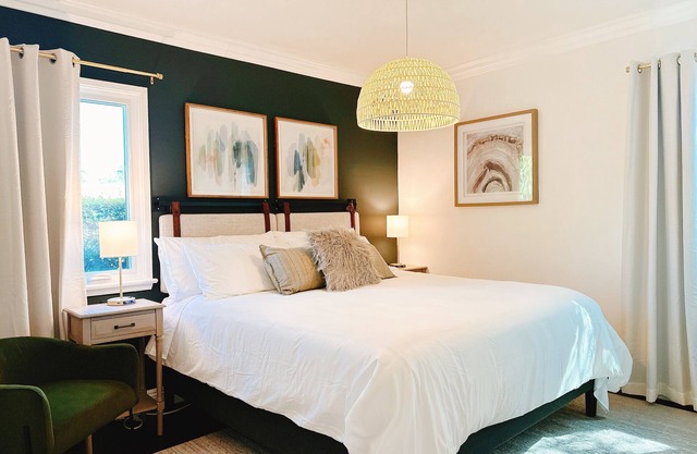 3 Bed, 2 Bath Home in Monrovia - Near Pasadena and Hiking Trails