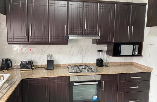 After 5 Apartment 1- 3 Spacious En-suite Bedrooms