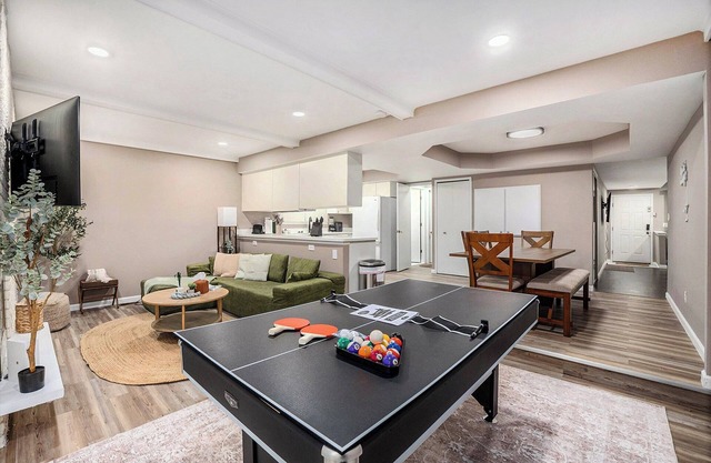 3 Bed Metro Detroit Gem w/ Games & Netflix