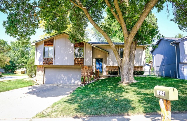 Entire House in Omaha I w EV Charger