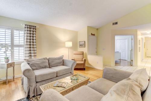 3 bedroom, 2 bath bungalow home