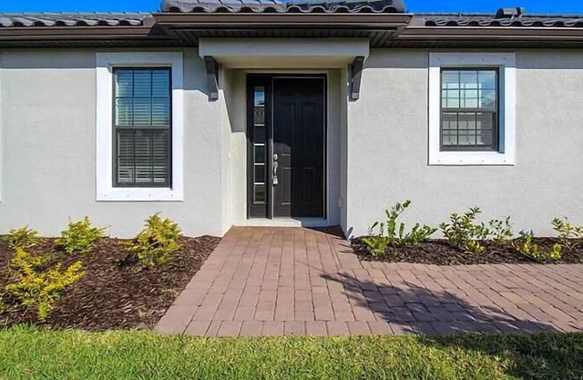 3 Bedroom (635123) by Houzlet