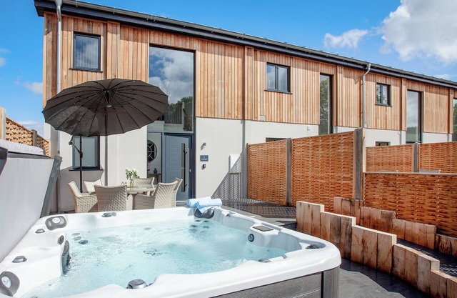 Alojamiento de 3 habitaciones en Over Stowey, near Bridgwater