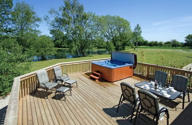 Alojamiento de 3 habitaciones en Pickering
