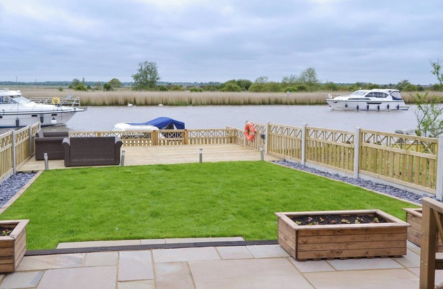 Alojamiento de 3 habitaciones en Reedham, near Brundall