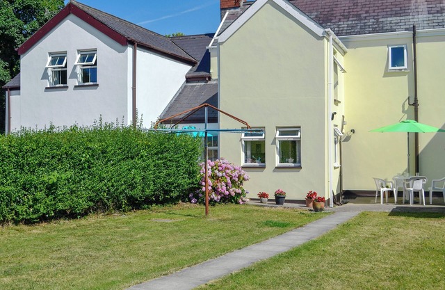 Alojamiento de 3 habitaciones en Murton, near Swansea