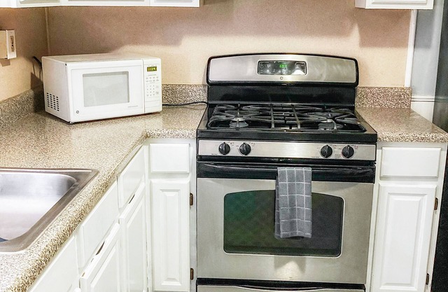 3 Bedroom Apt at South Philly