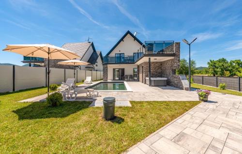 3 Bedroom Awesome Home In Debelo Brdo