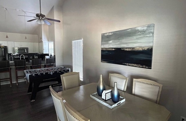 3-bedroom building in fabulous Montgomery with AC