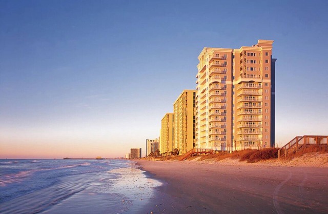3 Bedroom Deluxe on Myrtle Beach, Wyndham Seawatch Resort!!