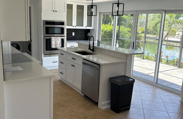 3-bedroom house in fantastic Sanibel with AC