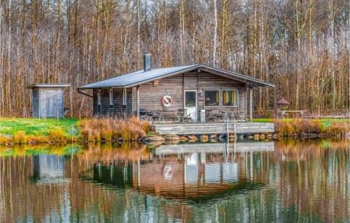 3 Bedroom Lake Front Home In Hörby