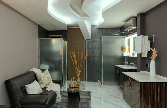 3-BEDROOM POOL VILLA