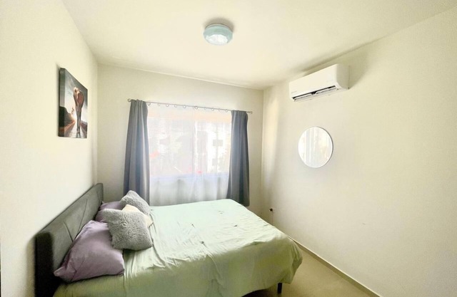 3 Bedroom Private House with Pool