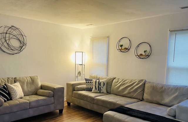 3-bedroom Townhome near Historic Waterfront in Portsmouth