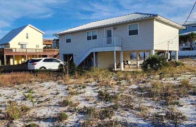 A TRAVÉS DE LA CALLE DE LA PLAYA! 850/291/9276 Llamar ahora