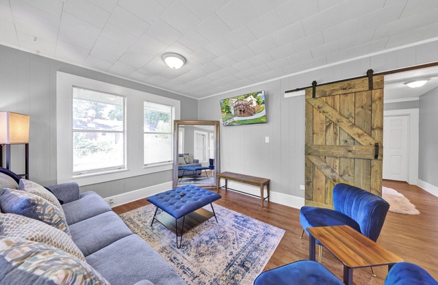 3-bedroom vacation home 12 mins from University of Alabama-Birmingham &Hospital