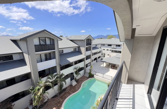 3 Bedrooms with En-suite Apartment in Cairns