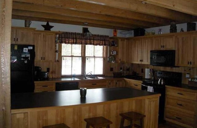 3 BR/ 2BA Great Pond Rome, Maine Lakehouse