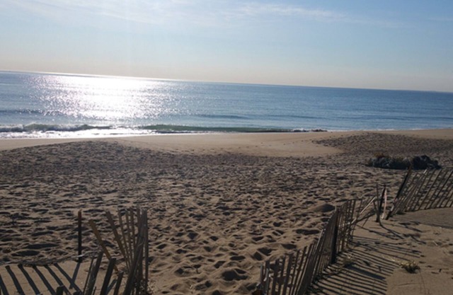 3 dormitorios Salisbury Beach Ocean Front Home - Alquiler de invierno disponible $ 1700 / Month
