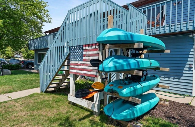 3 Separate room with private balconies with stunning lake views