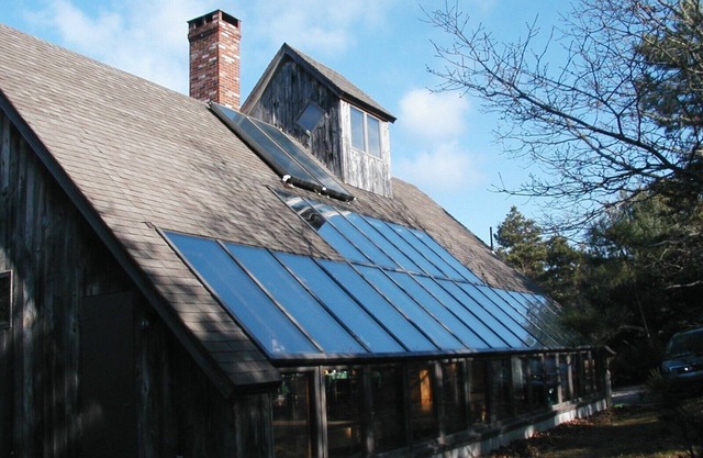 Casa solar pasiva de 3 pisos con bañera de hidromasaje