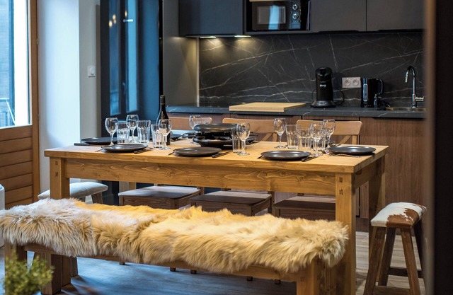 ☆☆☆ 3 Vallées & cycling cols – Cosy 6 to 8 stay