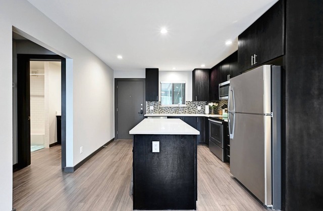 30 days + North UT Campus Unit 6 -1 Mil to Moody Center Walk, Memorial Stadium