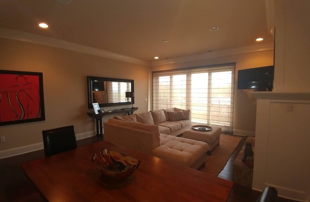 Alquiler de condominio de 30 a 180 días en el corazón de Brevard hermosa