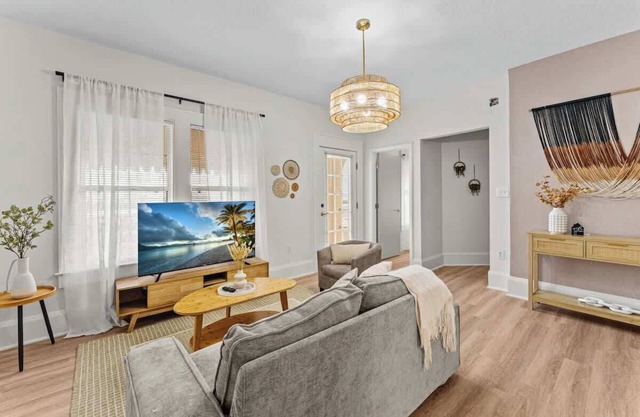 304 Lakeshore - Unit 1 and 2