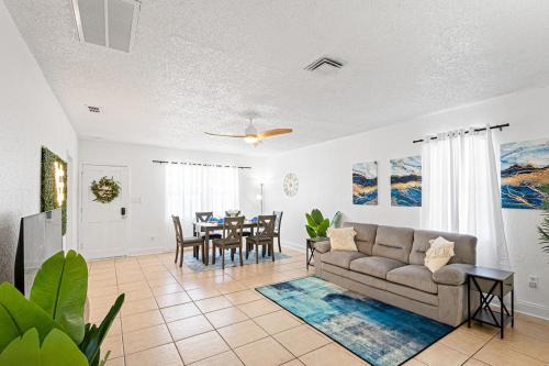 341 Legoland Sherman's Antiques Lake Silver