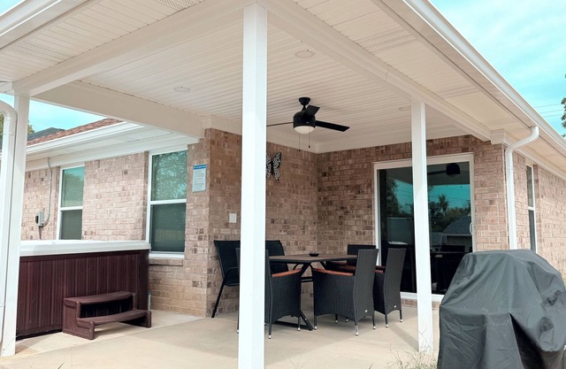 3801 Hamburg pike, New Home 2025, perfect for a family ,With hot tub,