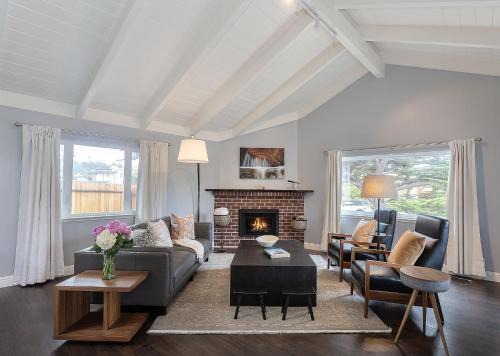 3890 Cypress Rest home
