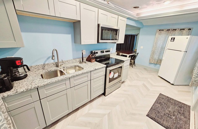 3bed 1ba unit 1 Located in Lewes Pet Friendly