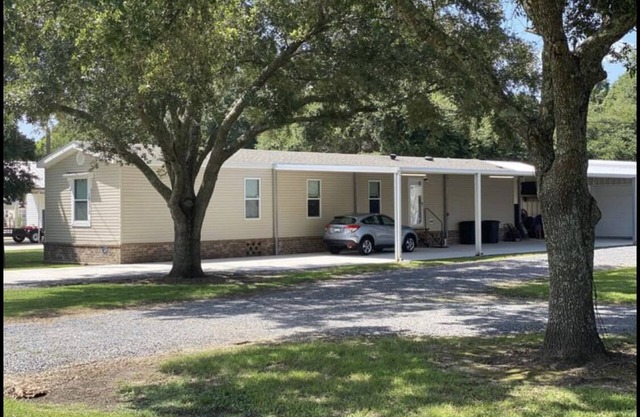 3BR/2BA premium home on quiet street