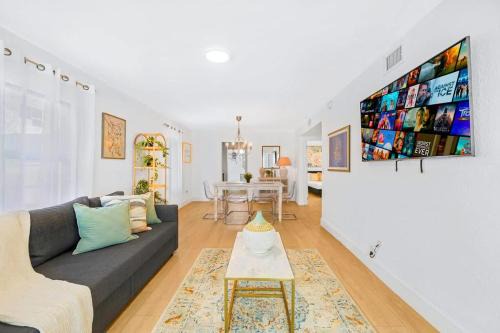 3BR Retreat with Pool and Fenced Yard - Near Wynwood