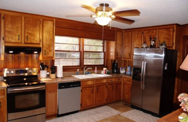 3miles to Hammocks beach state park, Swansboro, Lejeune on private 22 acres