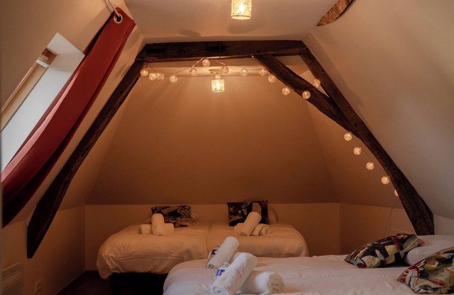 4-bed dormitory room in the Château outbuilding overlooking the Loire River