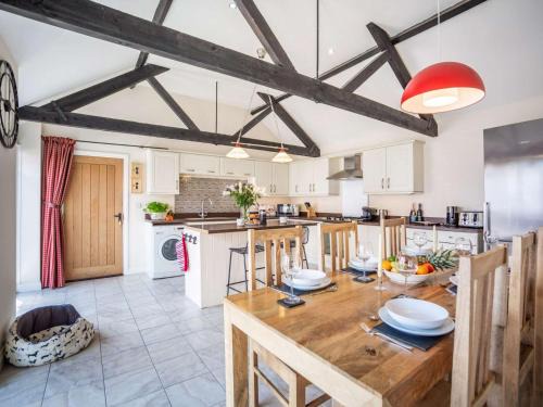 4 Bed in Beadnell 83469