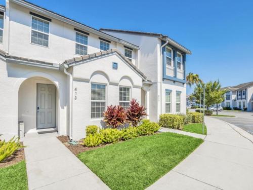 4 Bed Pool Home On Resort Community Near Disney!