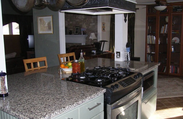 4 dormitorios, 2. 5 Baño Pet-Friendly centro Casa, fácil acceso a IH35, Patio cercado