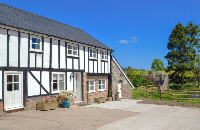 Alojamiento de 4 habitaciones en Ashperton, near Ledbury